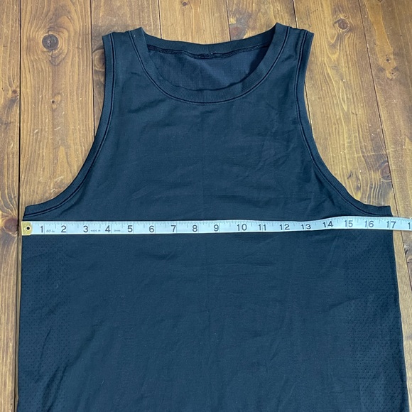 Lululemon soft black tank top - Picture 4 of 5